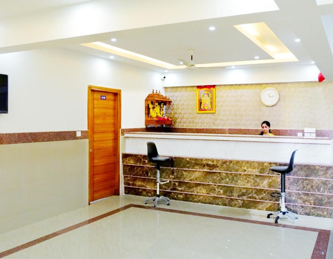 Dwarka Lodging & Boarding Mulki Dış mekan fotoğraf