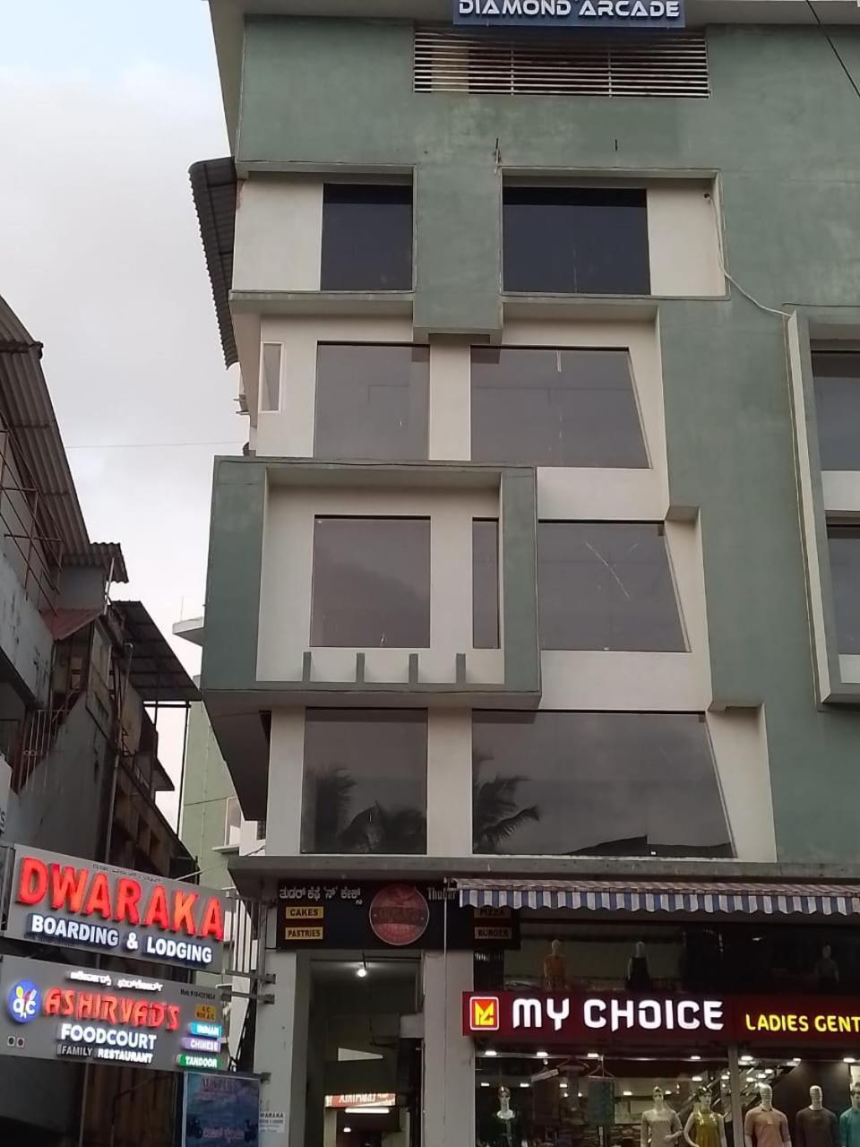 Dwarka Lodging & Boarding Mulki Dış mekan fotoğraf